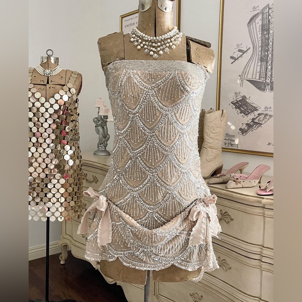 Sororité Collection: Sparkling Diamond Pink Draping Bow Embellished Dress